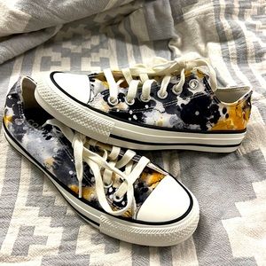 Women’s Converse Runners size 6.5